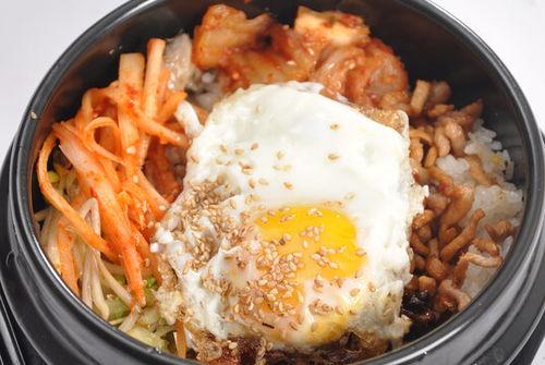 网红吃角瓜拌饭图片真实,一尝倾心！