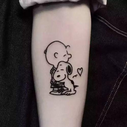 纹身男网红吃瓜图片,揭秘娱乐圈幕后风云